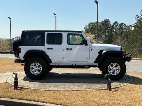 Used 2021 Jeep Wrangler Unlimited Islander image 8