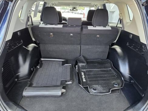 Used 2018 Toyota RAV4 XLE image 14