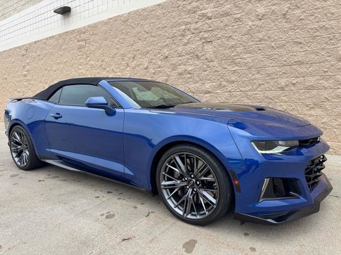Used 2023 Chevrolet Camaro ZL1 RWD image 8