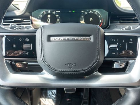 Used 2024 Land Rover Range Rover SE AWD/4WD image 15