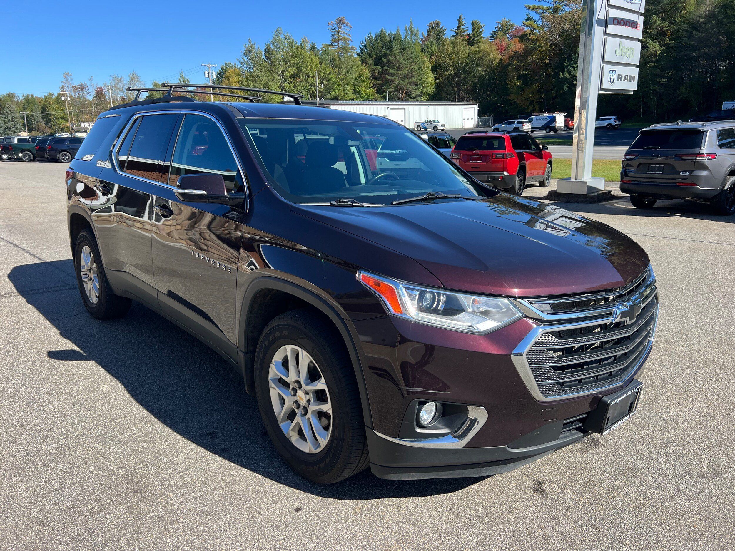 Used 2020 Chevrolet Traverse LT w/ LPO, Floor Liner Package AWD/4WD image 3