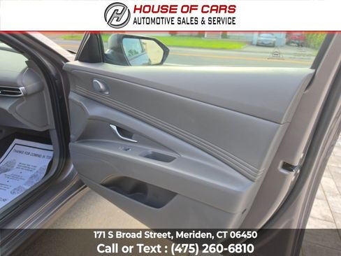 Used 2023 Hyundai Elantra SEL w/ Convenience Package FWD image 39