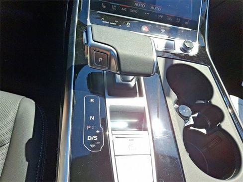 New 2025 Audi Q7 3.0T Premium Plus image 15