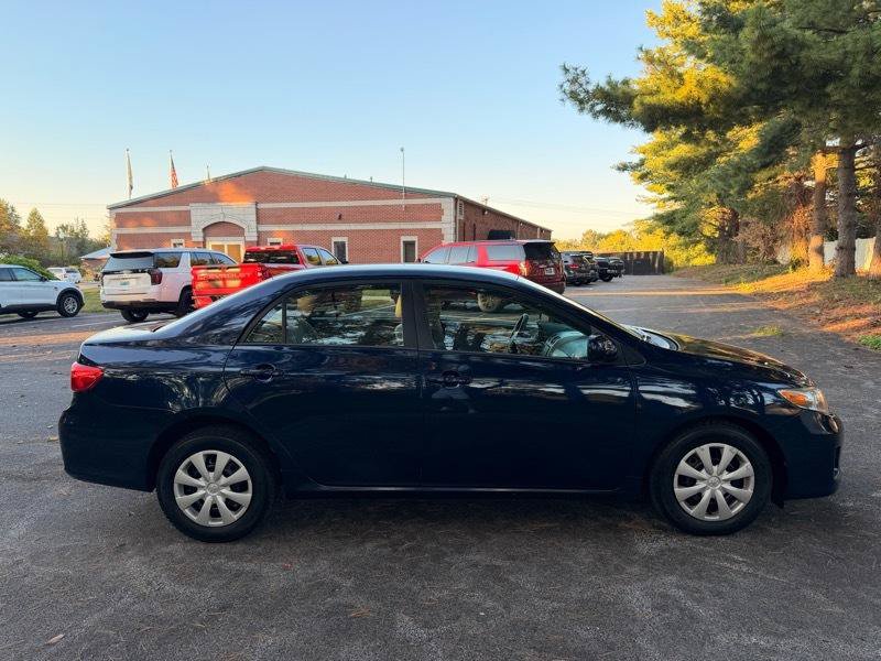 Used 2011 Toyota Corolla LE FWD image 4