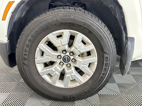 Used 2023 Nissan Frontier SV w/ Technology Package RWD image 47
