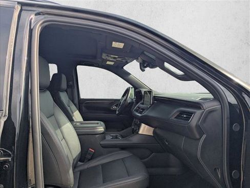 Certified 2024 Chevrolet Tahoe Z71 w/ Luxury Package image 15