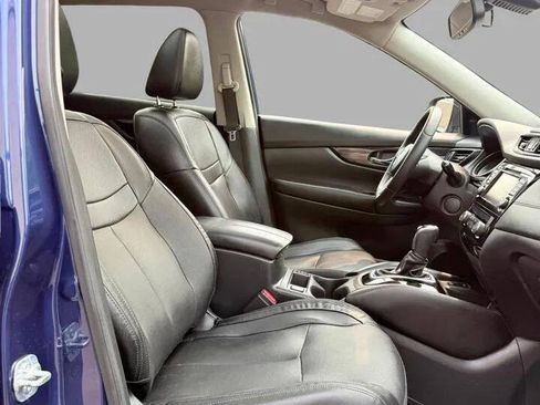 Used 2020 Nissan Rogue SL w/ Premium Package AWD/4WD image 29