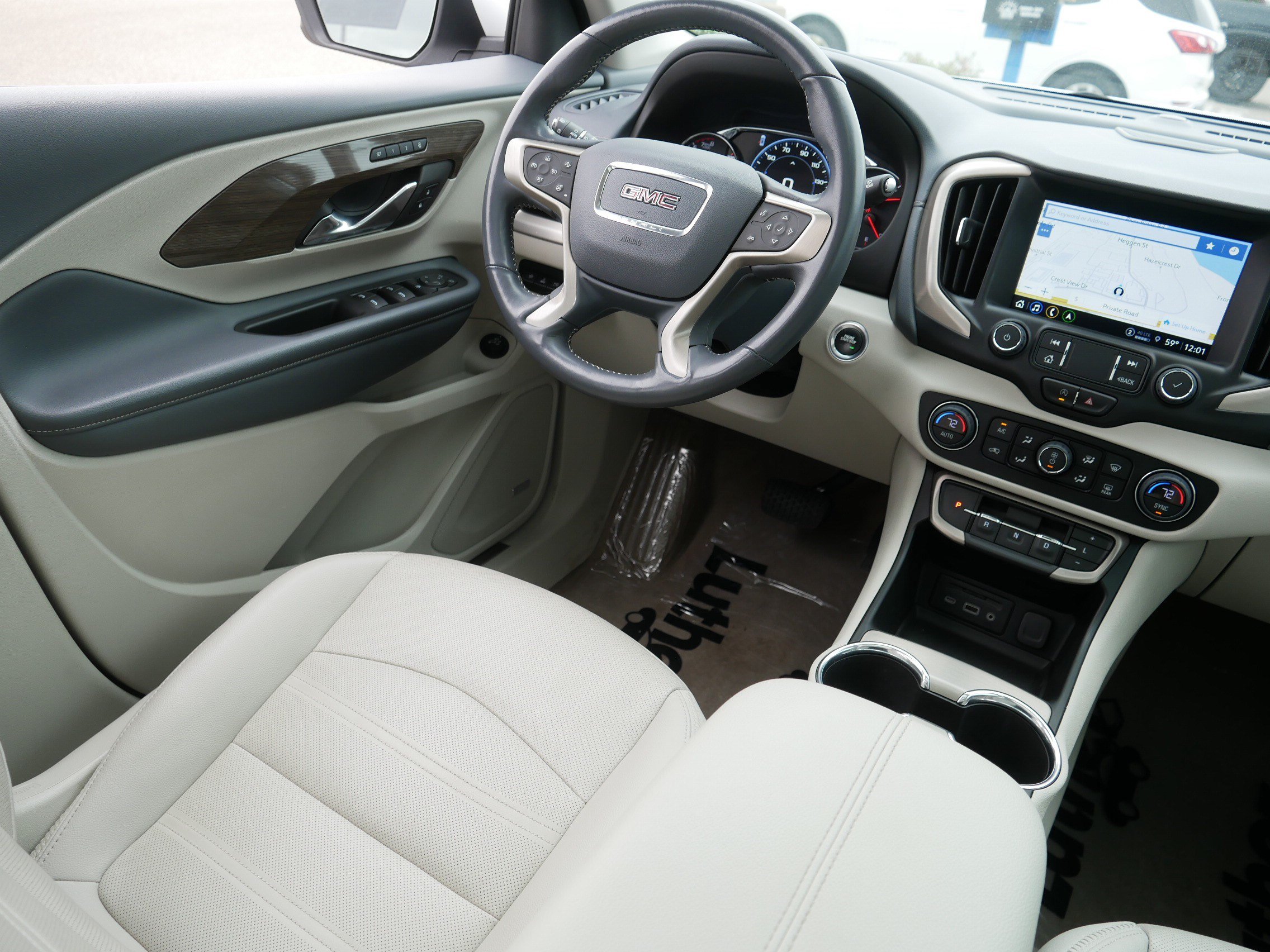 Used 2023 GMC Terrain Denali AWD/4WD image 9