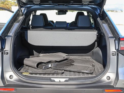 Used 2023 Toyota bZ4X Limited image 25