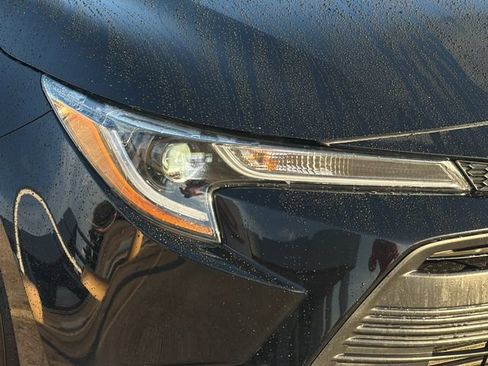 Used 2024 Toyota Corolla LE FWD image 27