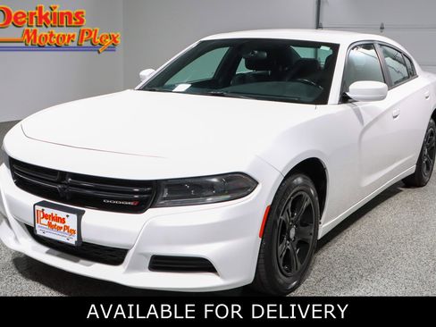 Used 2022 Dodge Charger SXT image 1