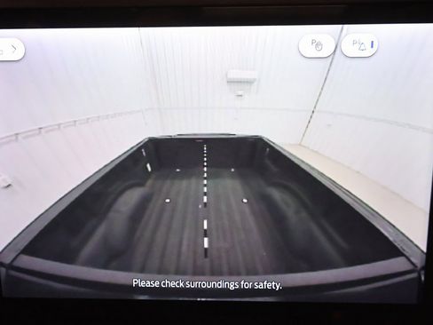 Certified 2024 Ford F150 Platinum w/ Equipment Group 702A High image 33