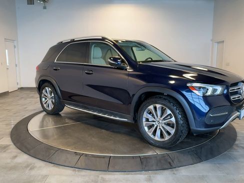 Used 2020 Mercedes-Benz GLE 350 4MATIC image 2