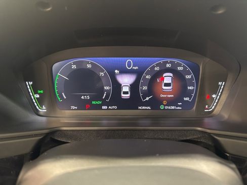 Used 2024 Honda Accord Touring image 12