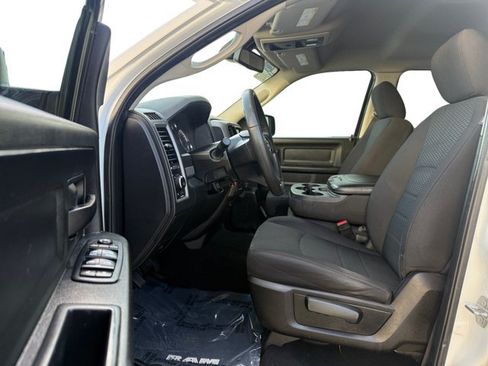 Used 2019 RAM 1500 Express w/ Wheel & Sound Group AWD/4WD image 10