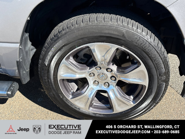 Used 2023 RAM 1500 Laramie AWD/4WD image 7