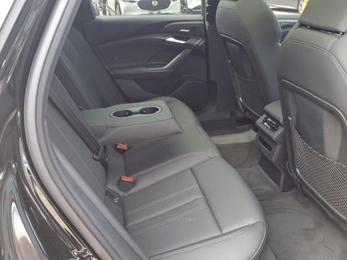 Used 2025 Audi A6 e-tron Premium Plus w/ Premium Plus RWD image 20