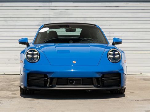 Certified 2025 Porsche 911 Carrera S RWD image 30