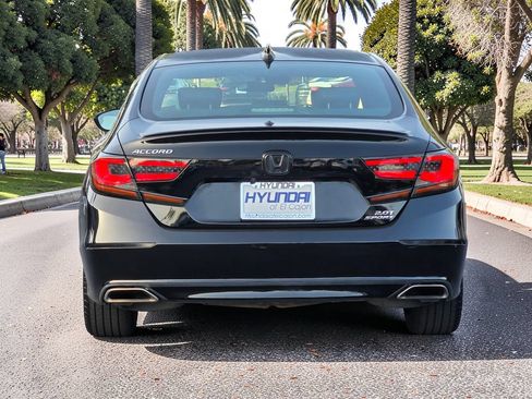 Used 2021 Honda Accord Sport image 6