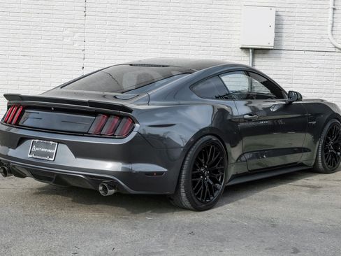 Used 2017 Ford Mustang GT w/ GT Performance Package image 7
