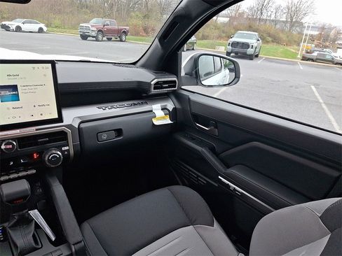 New 2025 Toyota Tacoma TRD Sport image 11