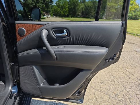 Used 2020 Nissan Armada SL w/ Premium Package AWD/4WD image 27