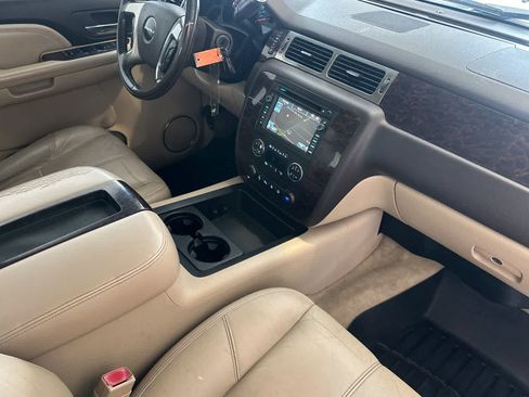 Used 2007 GMC Yukon Denali AWD/4WD image 17