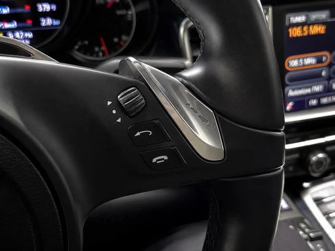 Used 2014 Porsche Panamera S RWD image 30