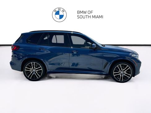 Used 2021 BMW X5 xDrive40i w/ M Sport Package AWD/4WD image 8