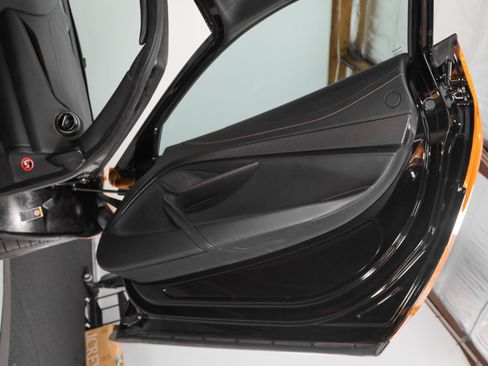 Used 2021 McLaren 765LT RWD image 41