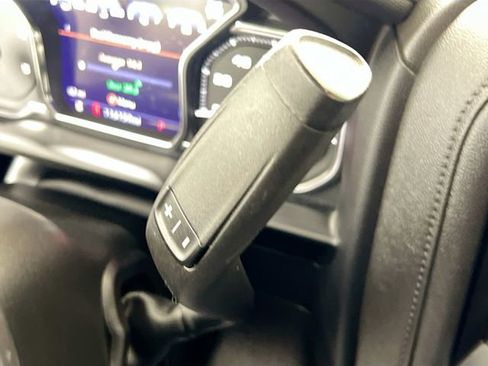 Used 2023 GMC Sierra 3500 Denali w/ Technology Package image 10