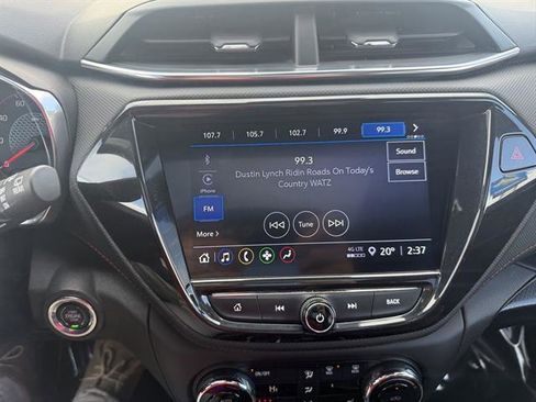 Used 2023 Chevrolet TrailBlazer RS w/ Sun and Liftgate Package image 43