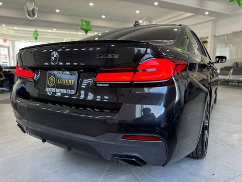 Used 2023 BMW 530i w/ M Sport Package image 8