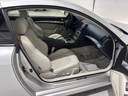 Used 2014 INFINITI Q60 Journey w/ Premium Package RWD image 52