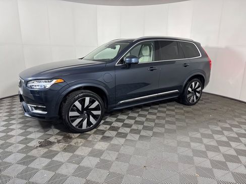 Used 2023 Volvo XC90 T8 Ultimate image 1