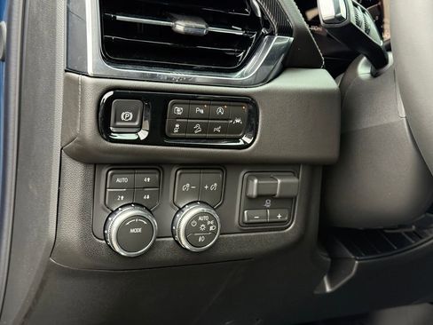 New 2026 GMC Yukon Elevation w/ Elevation Premium Package image 13