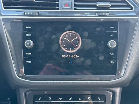 Used 2022 Volkswagen Tiguan SEL R-Line AWD/4WD image 29