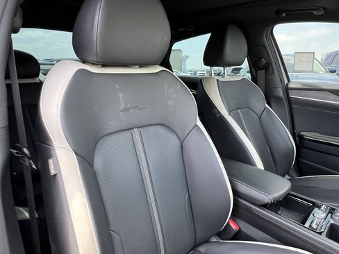 Used 2025 Kia K5 GT-Line w/ GT-Line Premium Package FWD image 7
