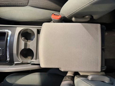 Used 2007 Jeep Commander Sport image 19