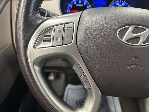 Used 2011 Hyundai Tucson GLS w/ Navigation Pkg 2 image 34