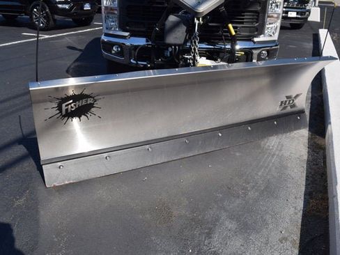 New 2026 Ford F250 XL w/ XL Chrome Package image 6