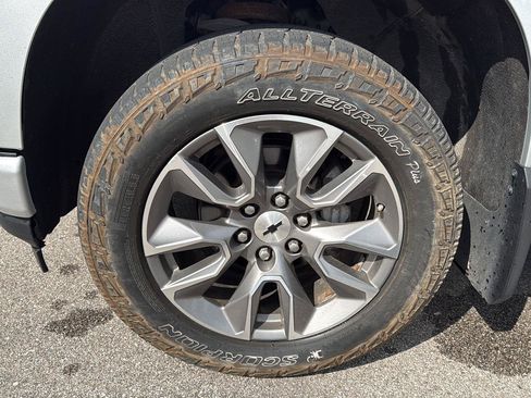 Used 2021 Chevrolet Silverado 1500 RST AWD/4WD image 15
