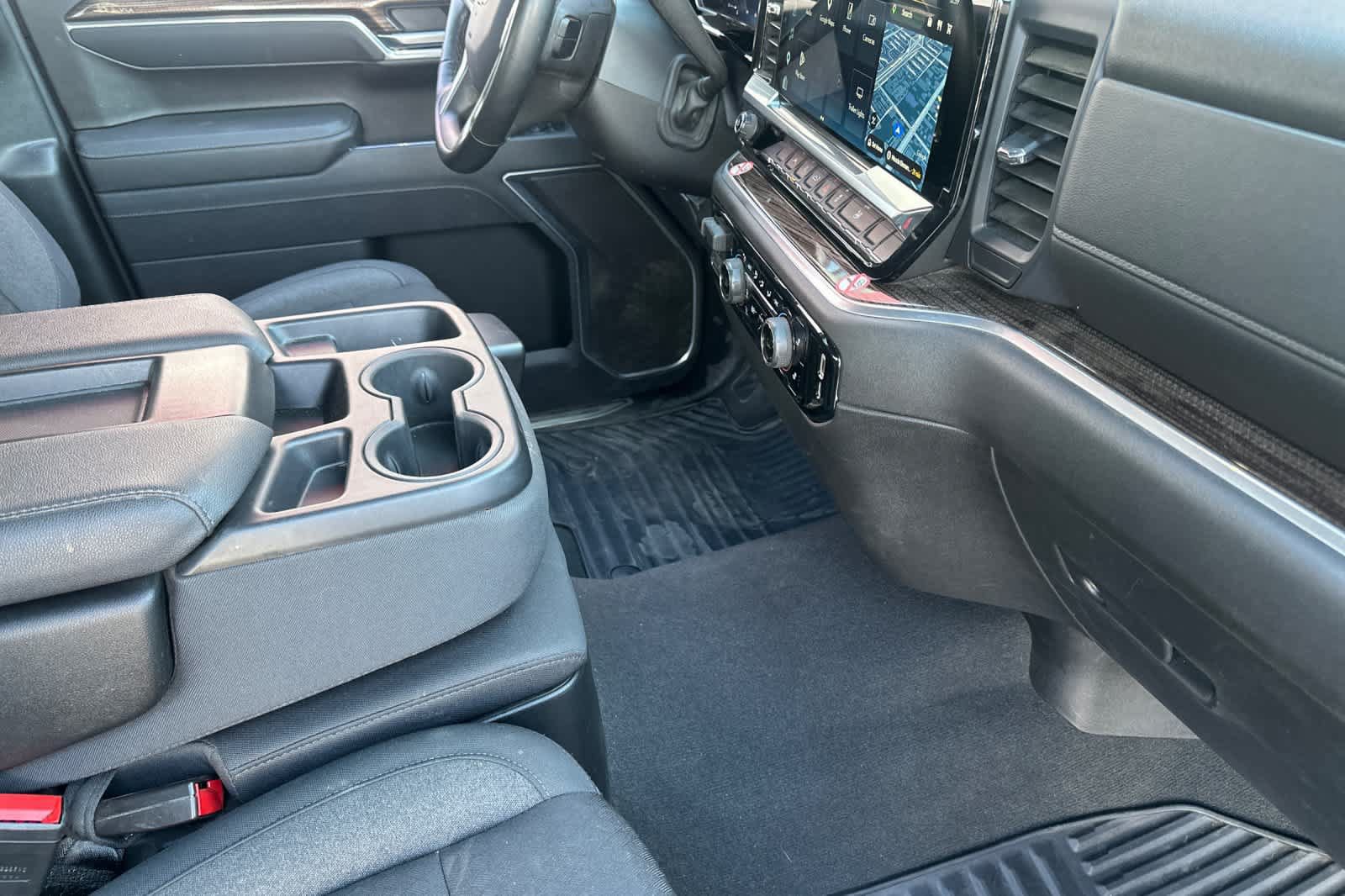 Used 2026 Chevrolet Silverado 1500 LT AWD/4WD image 17
