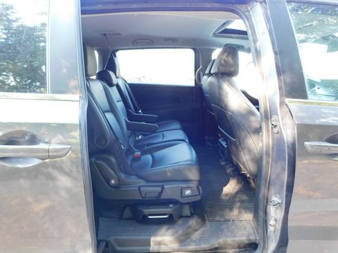 Certified 2025 Honda Odyssey EX-L image 4