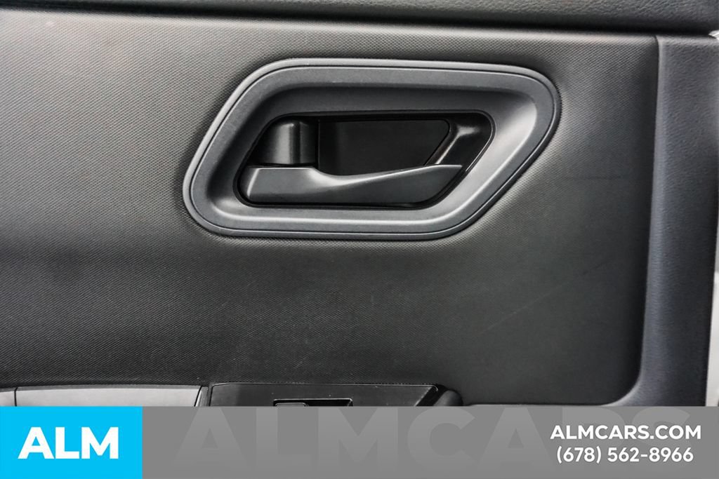 Used 2024 Nissan Rogue S FWD image 49