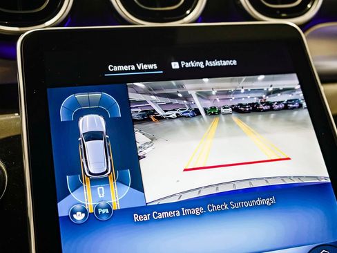 Used 2026 Mercedes-Benz GLC 300 image 23