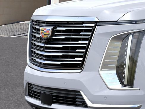 New 2026 Cadillac Escalade Platinum Luxury w/ LPO, Floor Liner Package AWD/4WD image 13