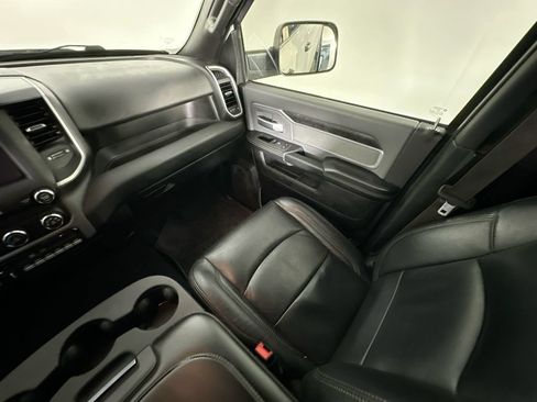Used 2022 RAM 3500 Big Horn AWD/4WD image 11