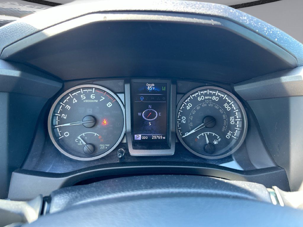 Used 2019 Toyota Tacoma TRD Sport RWD image 21