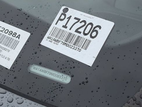 Used 2021 Audi SQ7 Premium Plus w/ Executive Package image 33